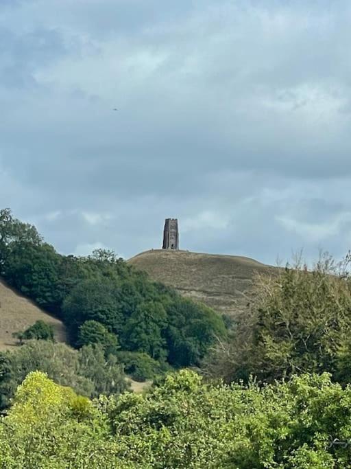 Brady'S Glastonbury Beautiful Pad Great Location! ภายนอก รูปภาพ
