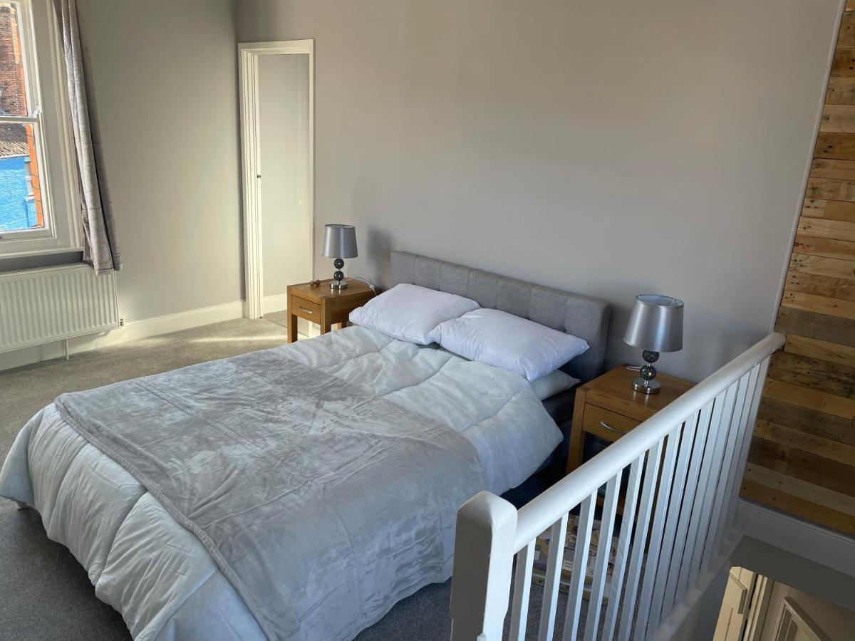 Brady'S Glastonbury Beautiful Pad Great Location! ภายนอก รูปภาพ